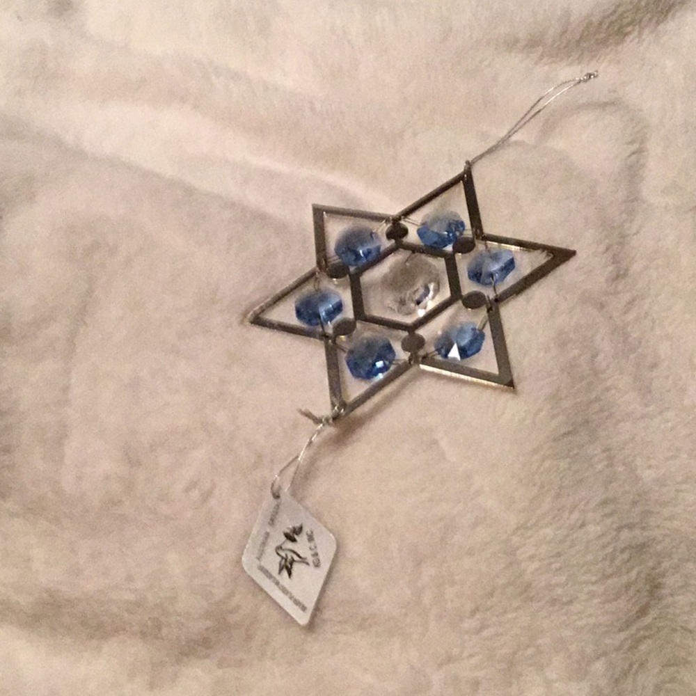 Beautiful silver Star of David ornament